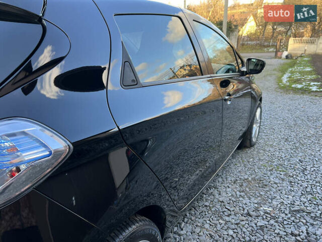 Чорний Рено Зое, об'ємом двигуна 0 л та пробігом 140 тис. км за 9200 $, фото 29 на Automoto.ua