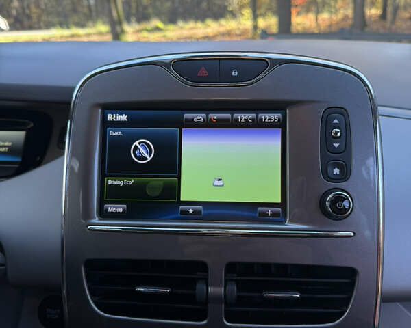 Чорний Рено Зое, об'ємом двигуна 0 л та пробігом 70 тис. км за 9999 $, фото 27 на Automoto.ua