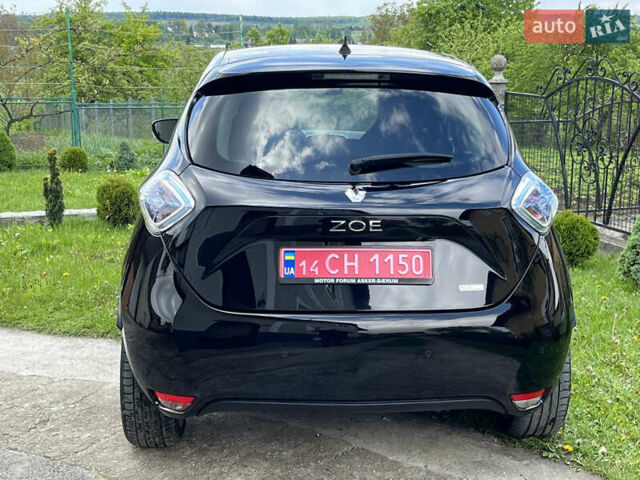 Черный Рено Зое, объемом двигателя 0 л и пробегом 91 тыс. км за 9150 $, фото 25 на Automoto.ua