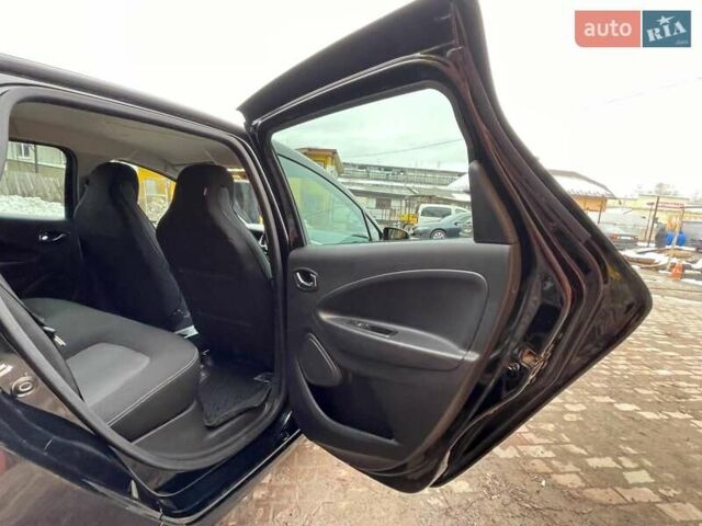 Чорний Рено Зое, об'ємом двигуна 0 л та пробігом 94 тис. км за 9700 $, фото 15 на Automoto.ua