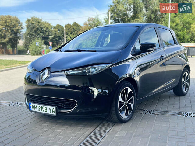 Черный Рено Зое, объемом двигателя 0 л и пробегом 85 тыс. км за 11950 $, фото 1 на Automoto.ua