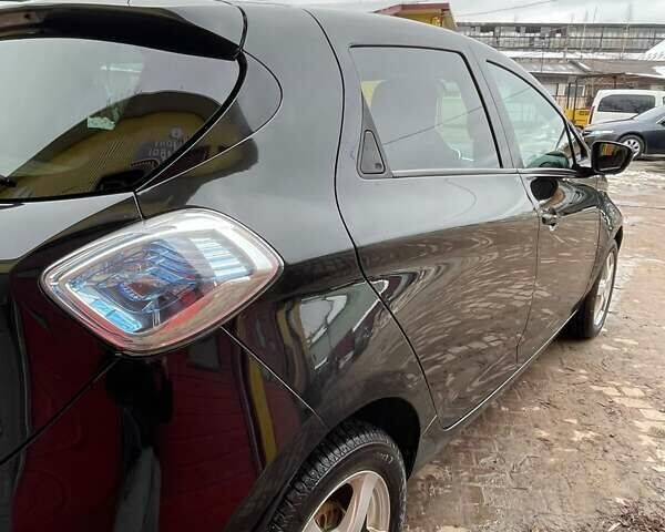 Чорний Рено Зое, об'ємом двигуна 0 л та пробігом 94 тис. км за 9700 $, фото 7 на Automoto.ua