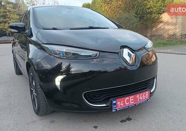 Черный Рено Зое, объемом двигателя 0 л и пробегом 174 тыс. км за 8000 $, фото 3 на Automoto.ua