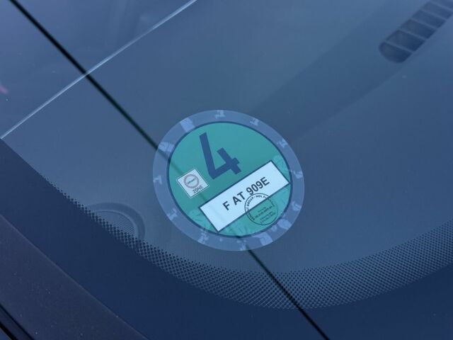 Черный Рено Зое, объемом двигателя 0 л и пробегом 21 тыс. км за 10318 $, фото 21 на Automoto.ua