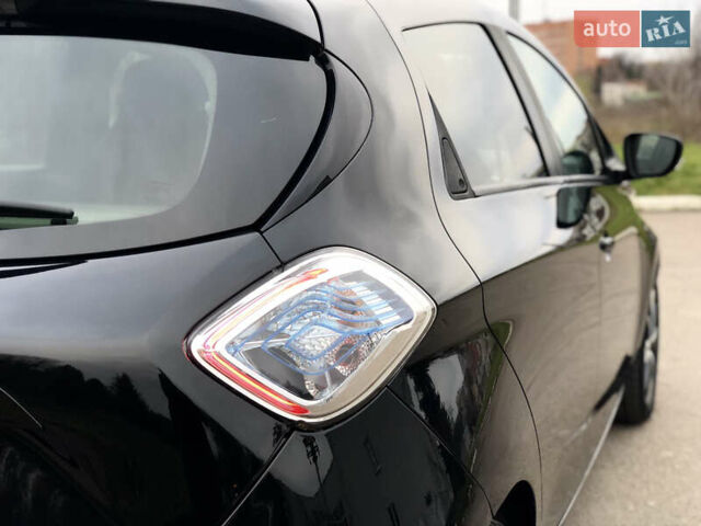 Чорний Рено Зое, об'ємом двигуна 0 л та пробігом 68 тис. км за 9800 $, фото 20 на Automoto.ua