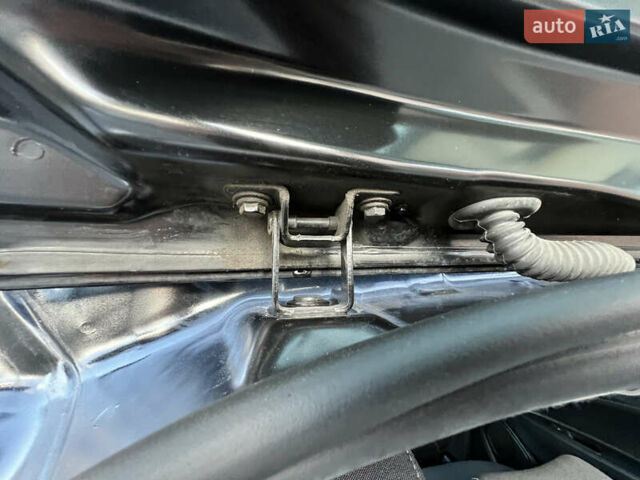 Чорний Рено Зое, об'ємом двигуна 0 л та пробігом 140 тис. км за 9200 $, фото 81 на Automoto.ua