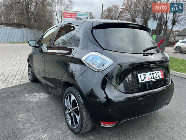 Черный Рено Зое, объемом двигателя 0 л и пробегом 100 тыс. км за 9200 $, фото 6 на Automoto.ua