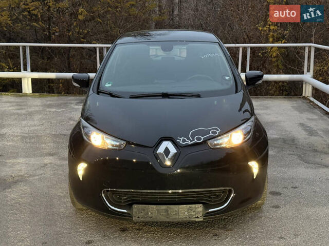 Черный Рено Зое, объемом двигателя 0 л и пробегом 46 тыс. км за 9700 $, фото 1 на Automoto.ua