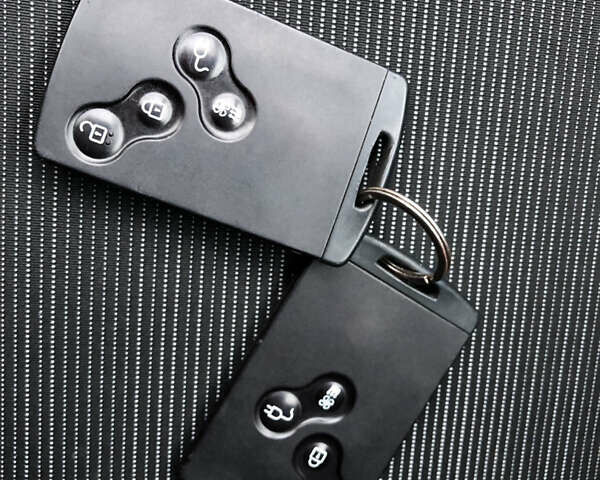 Чорний Рено Зое, об'ємом двигуна 0 л та пробігом 68 тис. км за 9800 $, фото 38 на Automoto.ua