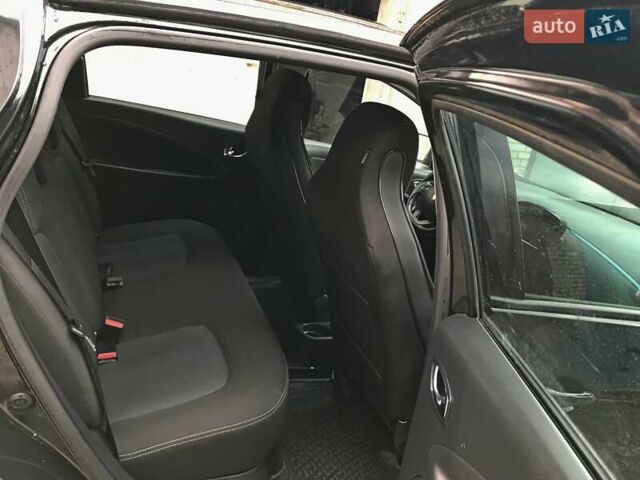Рено Зое 2017 в Луцке на Automoto.ua Черный Рено Зое, объемом двигателя 0 л и пробегом 59 тыс. км за 9850 $, фото 13 на Automoto.ua