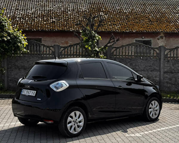 Черный Рено Зое, объемом двигателя 0 л и пробегом 112 тыс. км за 9900 $, фото 3 на Automoto.ua