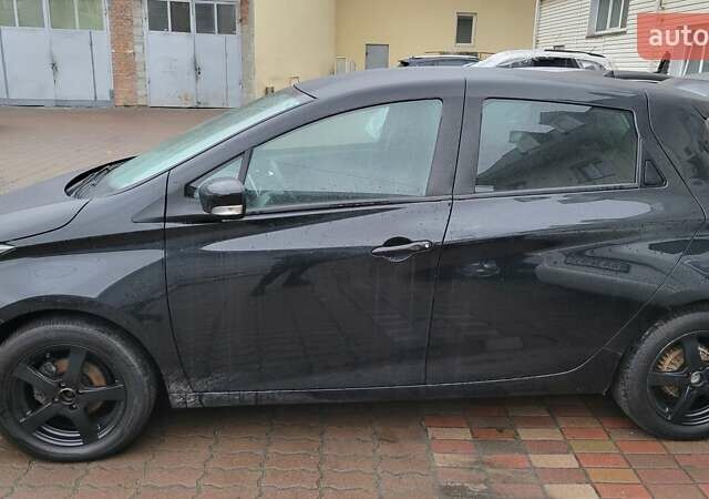 Чорний Рено Зое, об'ємом двигуна 0 л та пробігом 122 тис. км за 9000 $, фото 1 на Automoto.ua