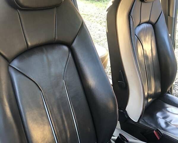 Черный Рено Зое, объемом двигателя 0 л и пробегом 165 тыс. км за 9500 $, фото 10 на Automoto.ua