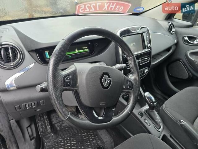 Чорний Рено Зое, об'ємом двигуна 0 л та пробігом 100 тис. км за 8999 $, фото 29 на Automoto.ua