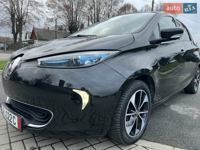 Черный Рено Зое, объемом двигателя 0 л и пробегом 100 тыс. км за 9200 $, фото 9 на Automoto.ua