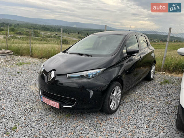 Черный Рено Зое, объемом двигателя 0 л и пробегом 65 тыс. км за 10500 $, фото 4 на Automoto.ua