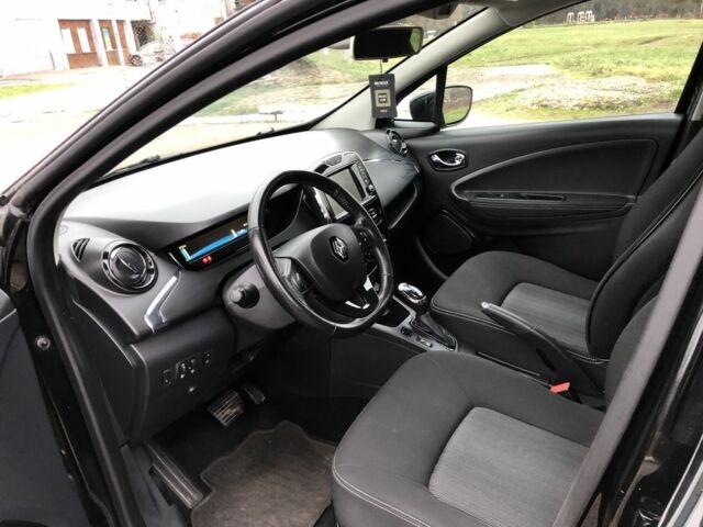 Чорний Рено Зое, об'ємом двигуна 0 л та пробігом 68 тис. км за 9500 $, фото 9 на Automoto.ua