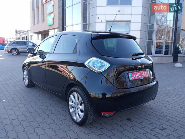 Черный Рено Зое, объемом двигателя 0 л и пробегом 69 тыс. км за 9300 $, фото 5 на Automoto.ua