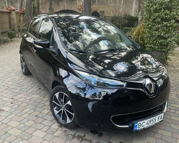 Черный Рено Зое, объемом двигателя 0 л и пробегом 98 тыс. км за 10100 $, фото 4 на Automoto.ua