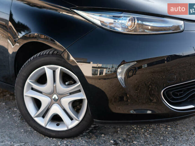 Чорний Рено Зое, об'ємом двигуна 0 л та пробігом 98 тис. км за 9300 $, фото 6 на Automoto.ua