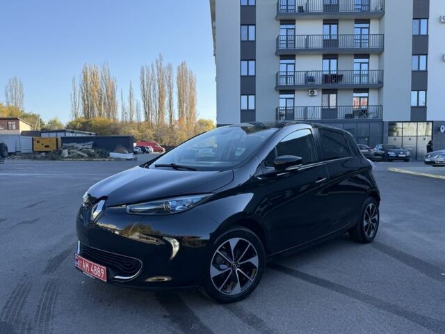 Черный Рено Зое, объемом двигателя 0 л и пробегом 21 тыс. км за 10318 $, фото 3 на Automoto.ua