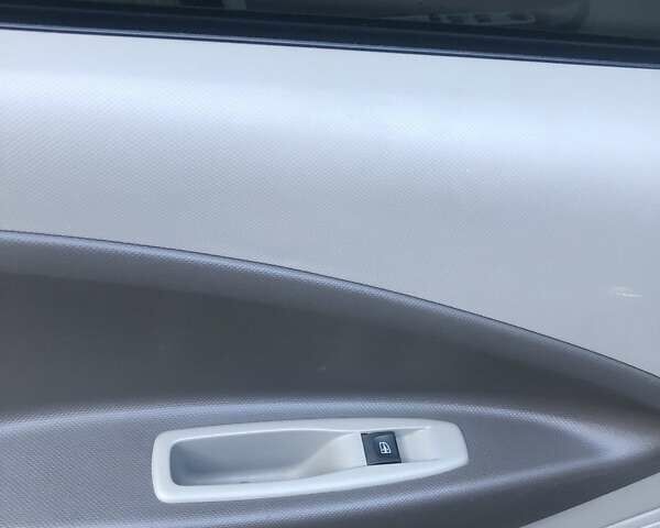 Черный Рено Зое, объемом двигателя 0 л и пробегом 165 тыс. км за 9500 $, фото 13 на Automoto.ua