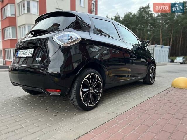 Черный Рено Зое, объемом двигателя 0 л и пробегом 141 тыс. км за 9000 $, фото 8 на Automoto.ua