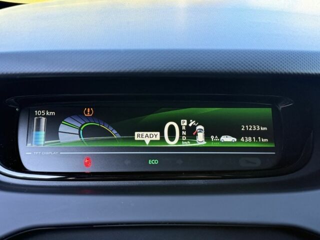 Черный Рено Зое, объемом двигателя 0 л и пробегом 21 тыс. км за 10318 $, фото 13 на Automoto.ua