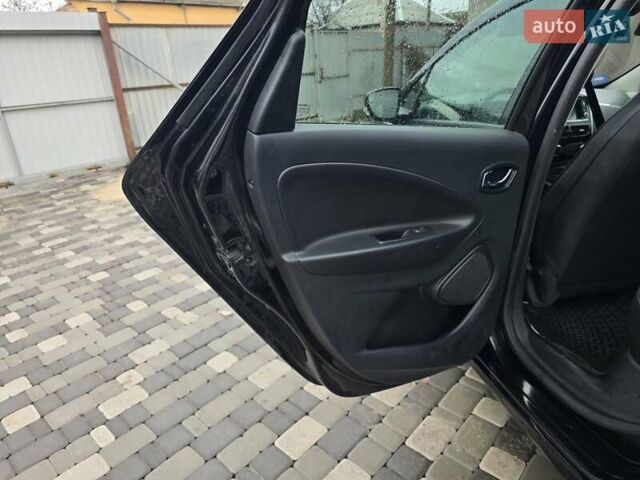 Чорний Рено Зое, об'ємом двигуна 0 л та пробігом 100 тис. км за 8999 $, фото 32 на Automoto.ua