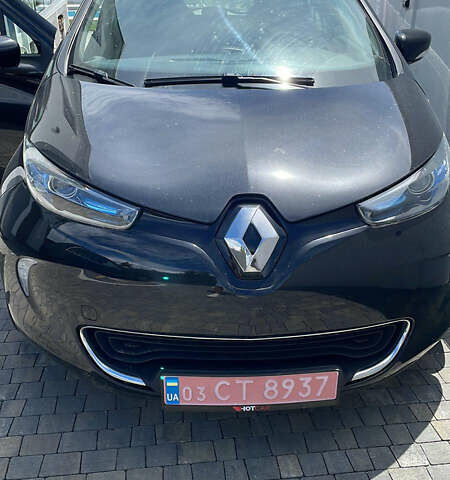 Черный Рено Зое, объемом двигателя 0 л и пробегом 65 тыс. км за 10500 $, фото 3 на Automoto.ua