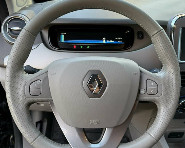 Чорний Рено Зое, об'ємом двигуна 0 л та пробігом 70 тис. км за 9999 $, фото 30 на Automoto.ua