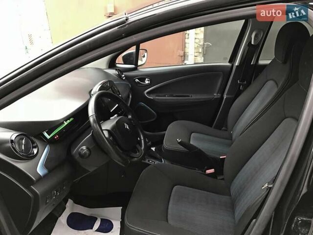 Рено Зое 2017 в Луцке на Automoto.ua Черный Рено Зое, объемом двигателя 0 л и пробегом 59 тыс. км за 9850 $, фото 5 на Automoto.ua