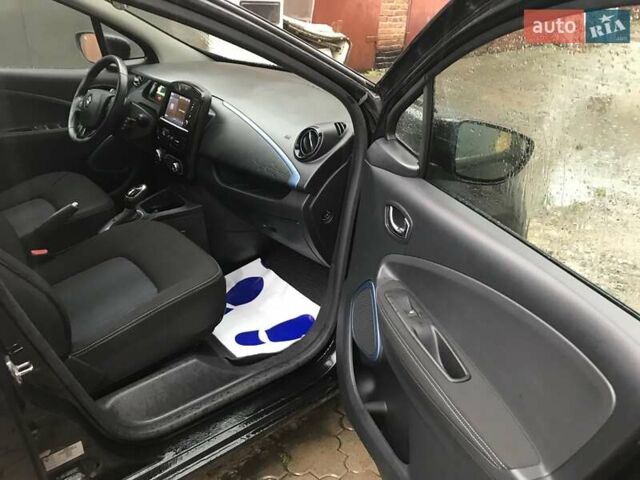 Рено Зое 2017 в Луцке на Automoto.ua Черный Рено Зое, объемом двигателя 0 л и пробегом 59 тыс. км за 9850 $, фото 6 на Automoto.ua