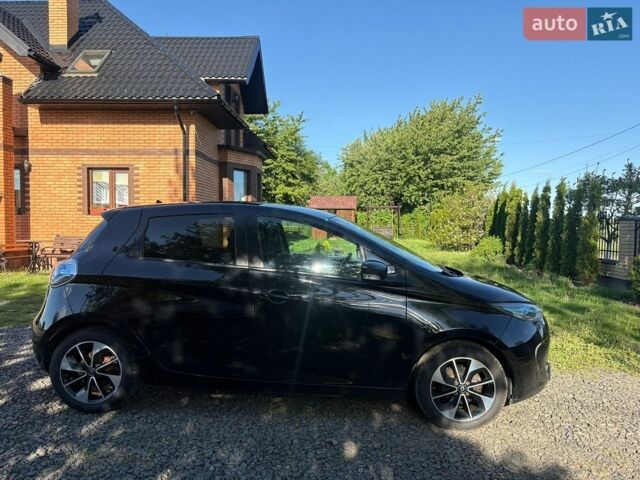 Черный Рено Зое, объемом двигателя 0 л и пробегом 127 тыс. км за 9200 $, фото 7 на Automoto.ua