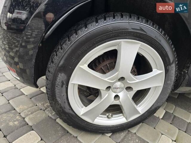 Чорний Рено Зое, об'ємом двигуна 0 л та пробігом 100 тис. км за 8999 $, фото 14 на Automoto.ua