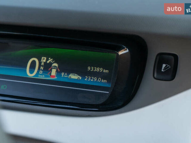 Чорний Рено Зое, об'ємом двигуна 0 л та пробігом 98 тис. км за 9300 $, фото 22 на Automoto.ua