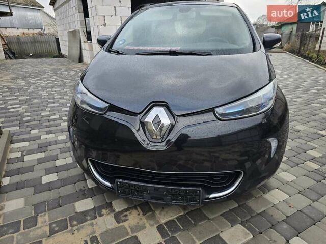 Чорний Рено Зое, об'ємом двигуна 0 л та пробігом 100 тис. км за 8999 $, фото 6 на Automoto.ua