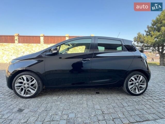 Черный Рено Зое, объемом двигателя 0 л и пробегом 137 тыс. км за 8850 $, фото 17 на Automoto.ua