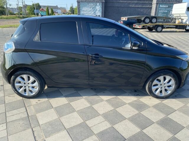 Черный Рено Зое, объемом двигателя 0 л и пробегом 169 тыс. км за 8500 $, фото 3 на Automoto.ua