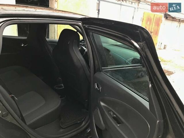 Черный Рено Зое, объемом двигателя 0 л и пробегом 59 тыс. км за 9985 $, фото 9 на Automoto.ua