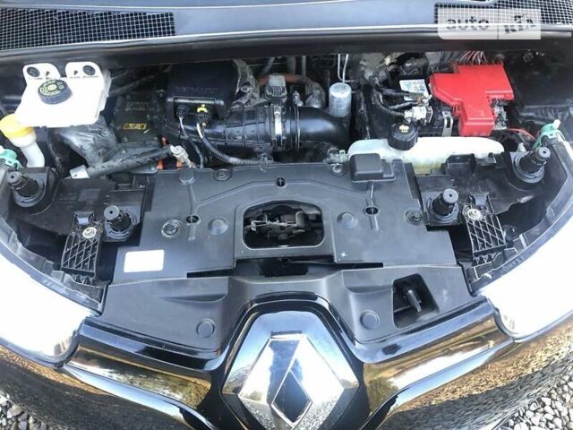 Черный Рено Зое, объемом двигателя 0 л и пробегом 165 тыс. км за 9500 $, фото 6 на Automoto.ua