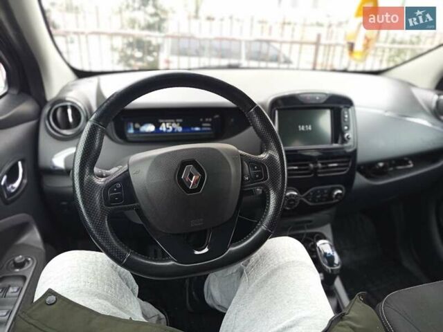 Чорний Рено Зое, об'ємом двигуна 0 л та пробігом 144 тис. км за 8400 $, фото 11 на Automoto.ua
