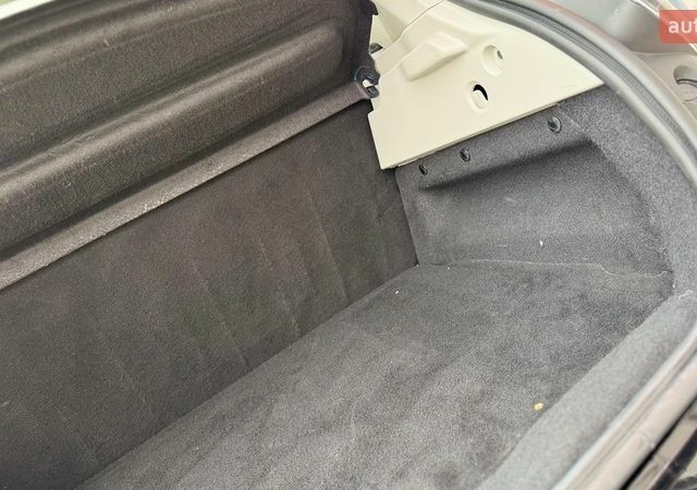 Черный Рено Зое, объемом двигателя 0 л и пробегом 32 тыс. км за 10250 $, фото 64 на Automoto.ua