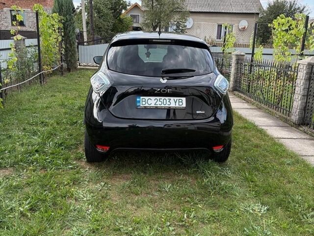 Черный Рено Зое, объемом двигателя 0 л и пробегом 151 тыс. км за 9500 $, фото 5 на Automoto.ua