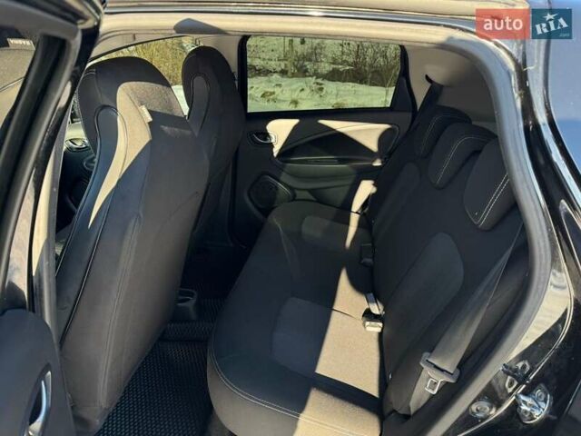Чорний Рено Зое, об'ємом двигуна 0 л та пробігом 117 тис. км за 9700 $, фото 18 на Automoto.ua