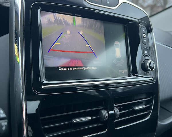 Черный Рено Зое, объемом двигателя 0 л и пробегом 100 тыс. км за 9200 $, фото 26 на Automoto.ua