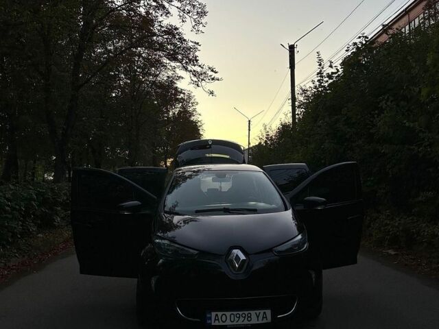 Чорний Рено Зое, об'ємом двигуна 0 л та пробігом 165 тис. км за 11200 $, фото 10 на Automoto.ua