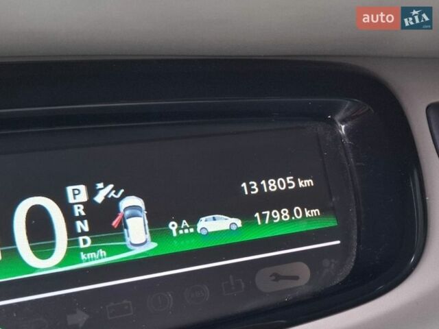 Черный Рено Зое, объемом двигателя 0 л и пробегом 131 тыс. км за 9700 $, фото 13 на Automoto.ua