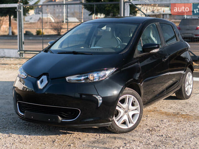 Черный Рено Зое, объемом двигателя 0 л и пробегом 93 тыс. км за 9300 $, фото 2 на Automoto.ua