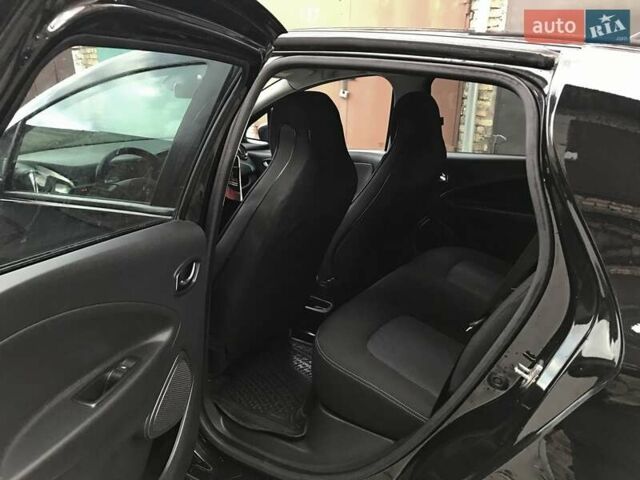 Черный Рено Зое, объемом двигателя 0 л и пробегом 59 тыс. км за 10450 $, фото 5 на Automoto.ua